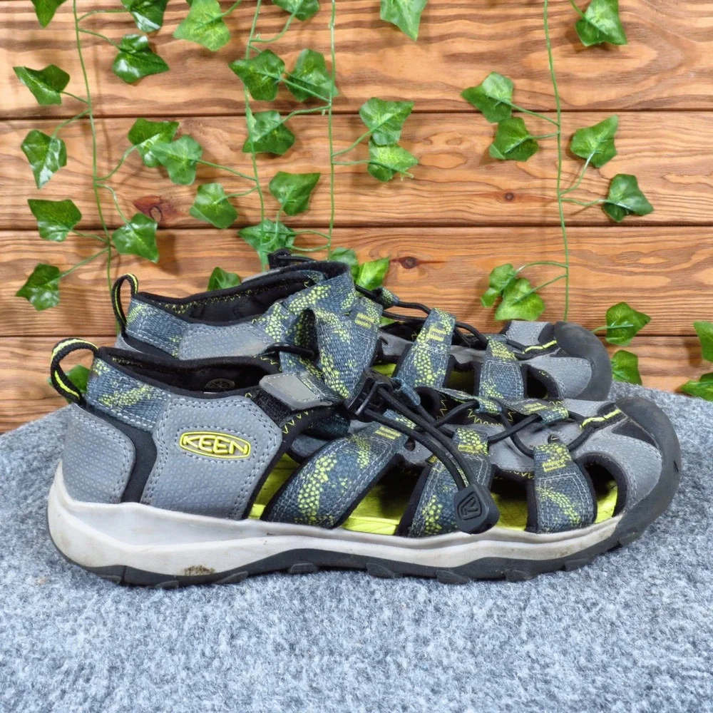 KEEN‎ Newport Neo H2 Kids Size 5 Gray Green Sport Sandals Water Trail
